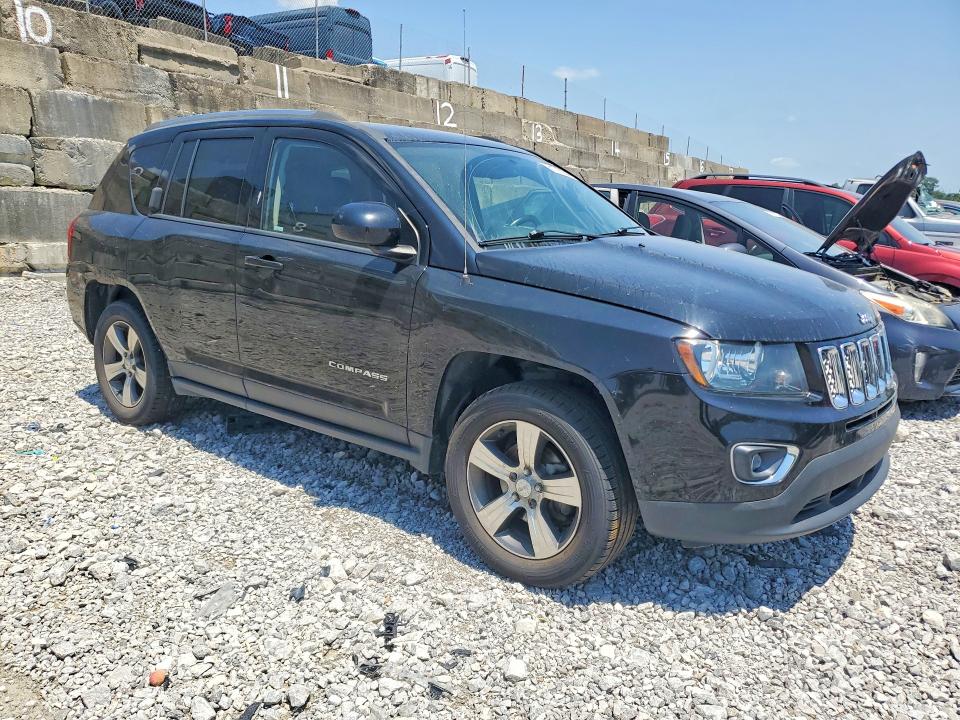 Photo 4 from auction – 2017 JEEP COMPASS with VIN 1C4NJDEBXHD177521
