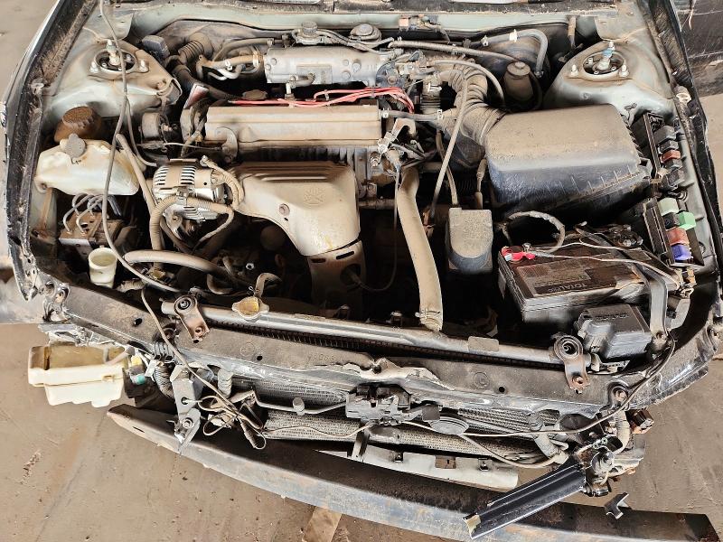 Photo 11 from auction – 2001 TOYOTA CAMRY with VIN 4T1BG22K41U042823