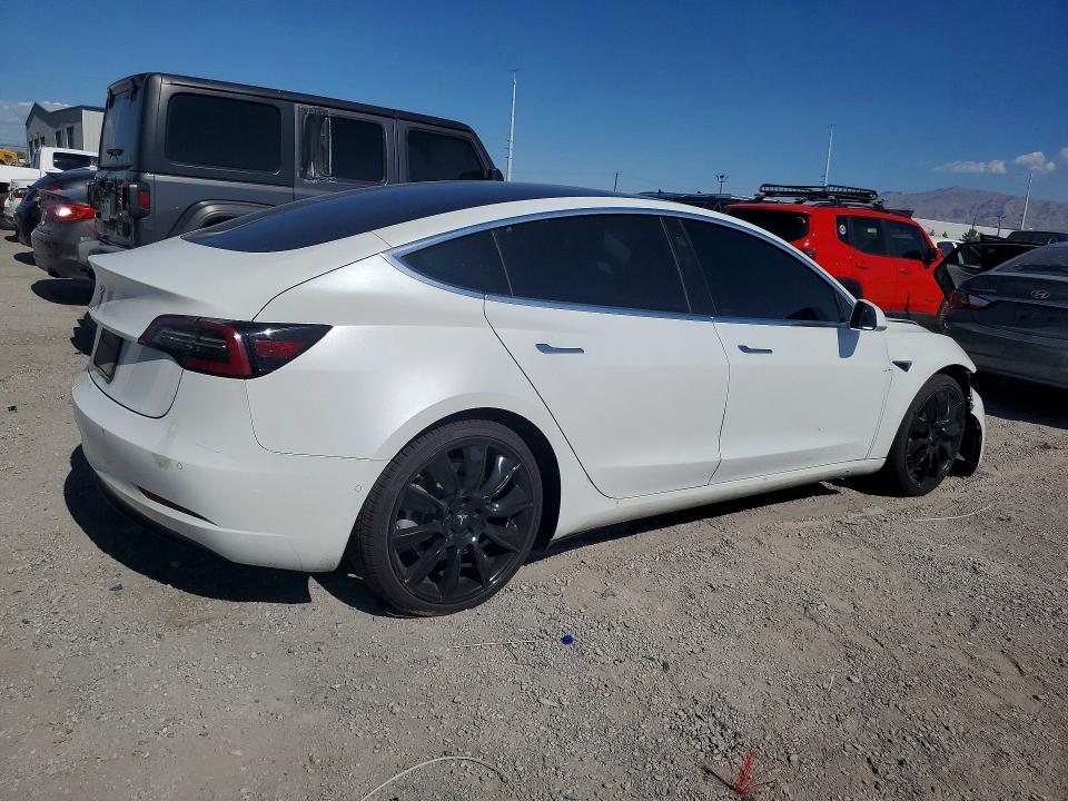 Photo 3 from auction – 2020 TESLA MODEL 3 with VIN 5YJ3E1EAXLF807623