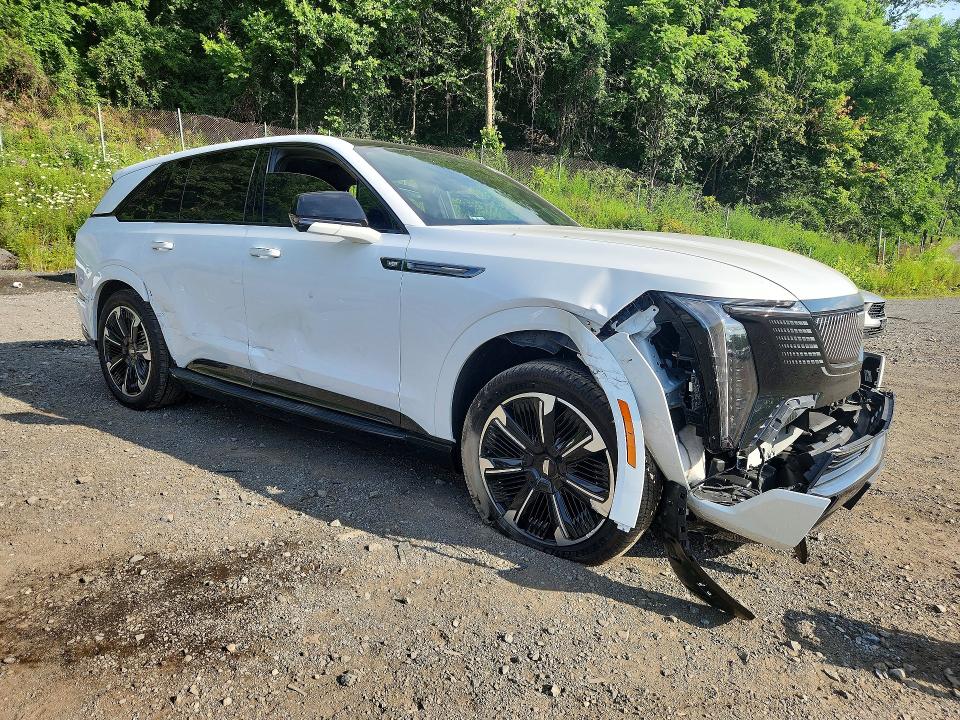 Photo 4 from auction – 2025 CADILLAC ESCALADE IQ with VIN 1GYTEFKL6SU107567
