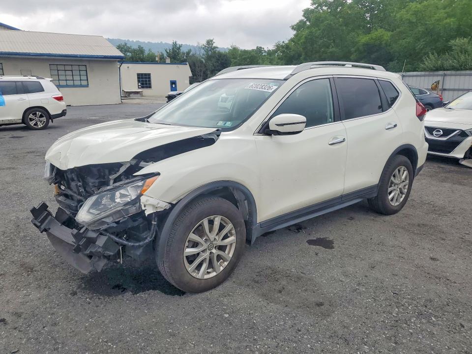 NISSAN ROGUE 2019 with VIN 5N1AT2MV9KC813718 - Photo from auction