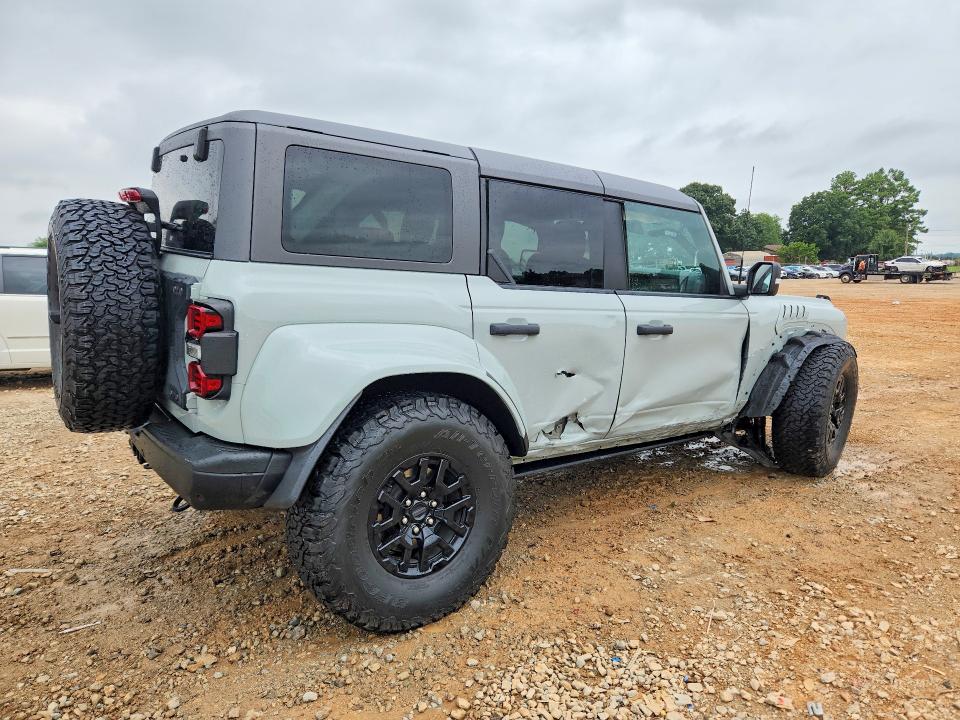 Photo 3 from auction – 2024 FORD BRONCO with VIN 1FMEE0RR8RLA27558