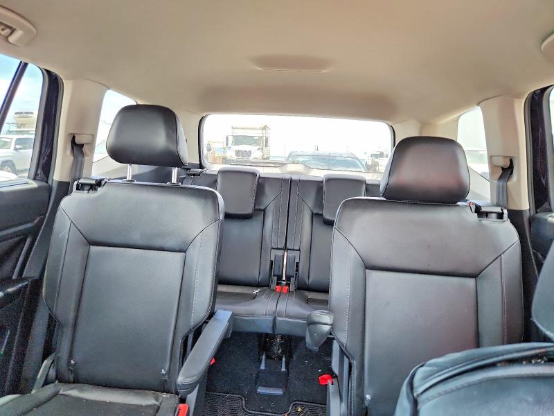Photo 10 from auction – 2018 VOLKSWAGEN ATLAS with VIN 1V2CR2CA1JC570879
