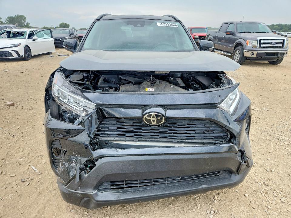 Photo 5 from auction – 2019 TOYOTA RAV4 with VIN JTMC1RFV7KD008609