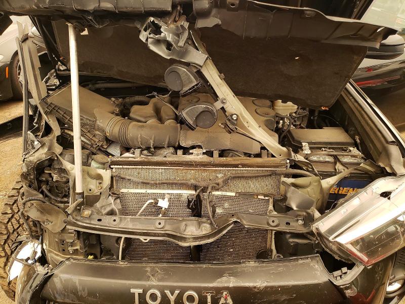 Photo 12 from auction – 2019 TOYOTA 4RUNNER with VIN JTEBU5JRXK5705462
