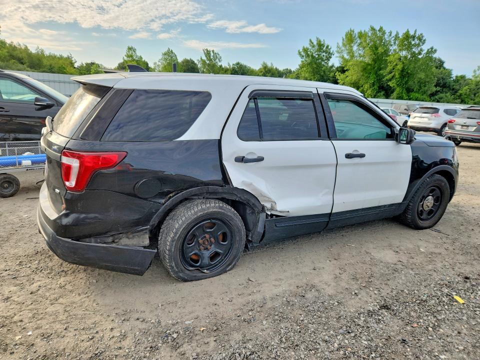 Photo 3 from auction – 2016 FORD EXPLORER with VIN 1FM5K8AR7GGA72192