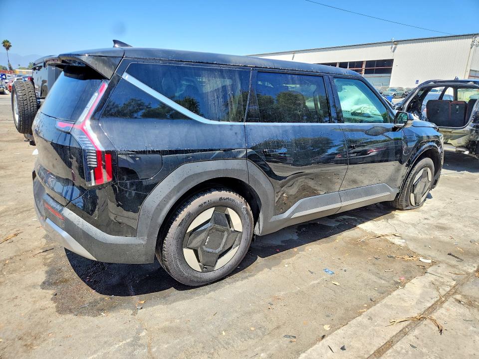 Photo 3 from auction – 2026 KIA EV9 with VIN 5XYAB5S10TG019678