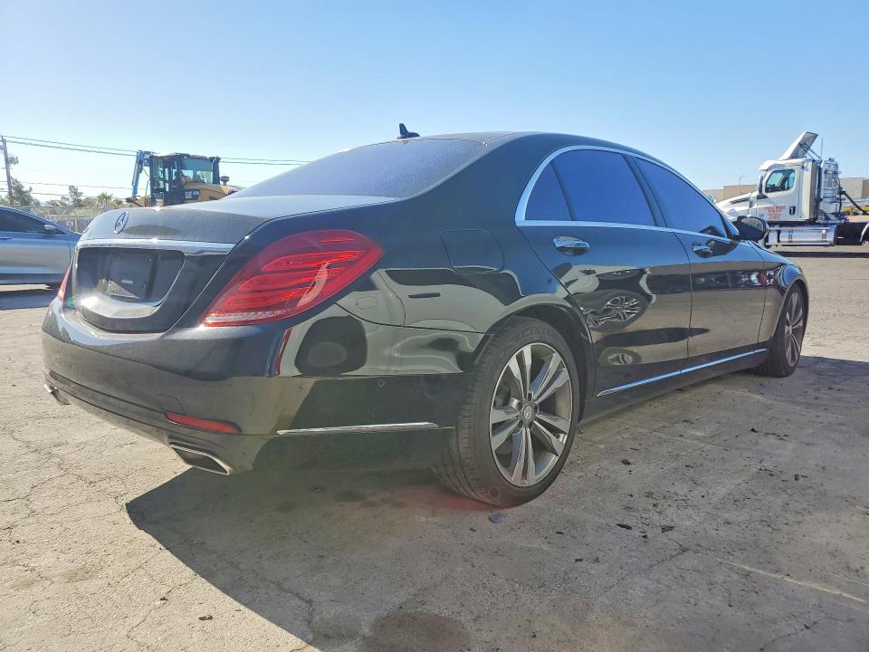Photo 3 from auction – 2016 MERCEDES-BENZ S with VIN WDDUG8CB4GA207607