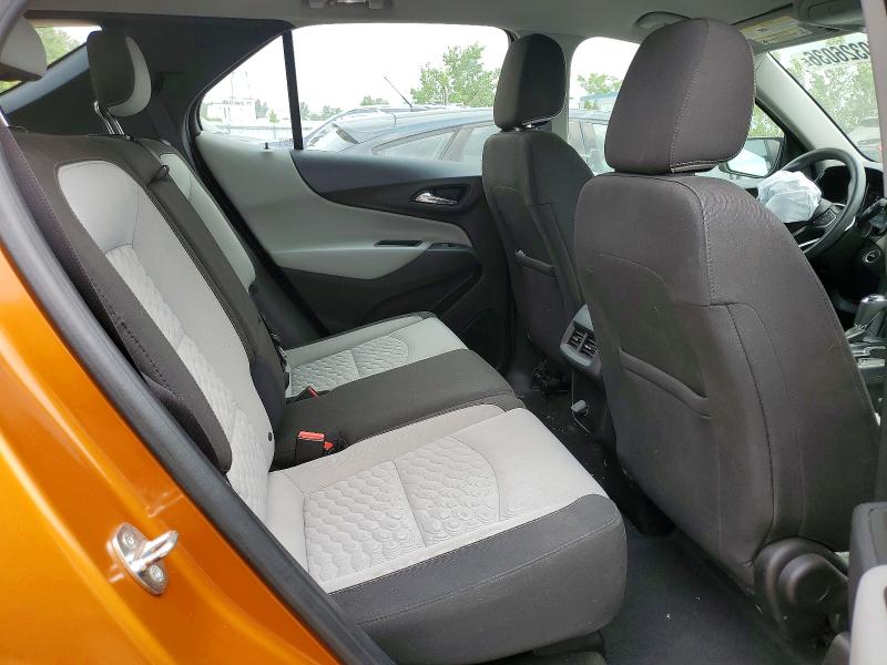 Photo 11 from auction – 2018 CHEVROLET EQUINOX with VIN 2GNAXREV6J6119812