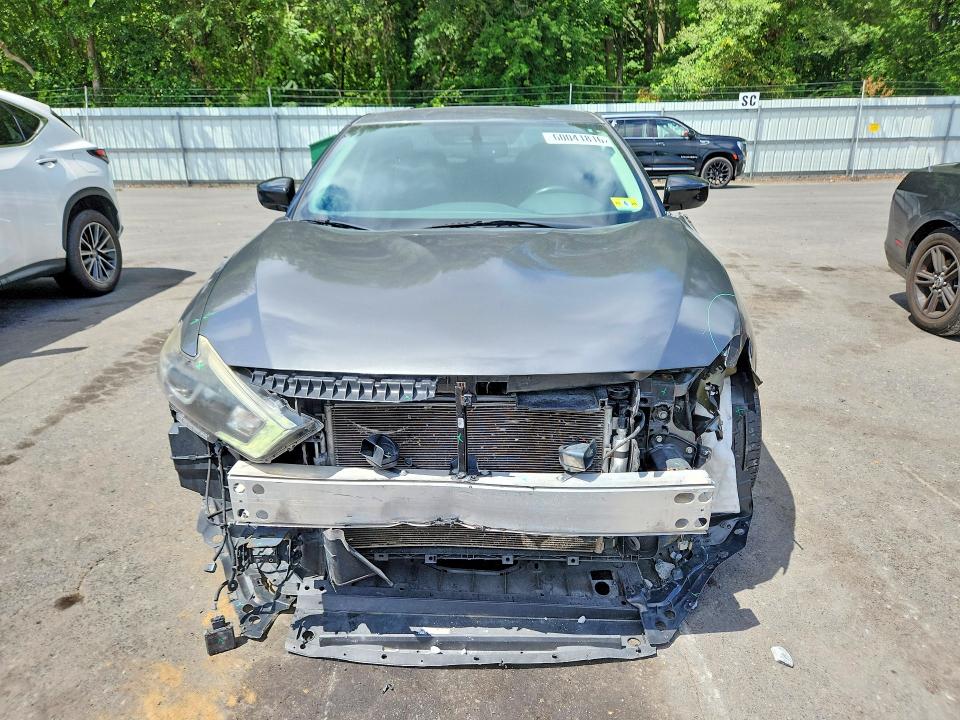 Photo 5 from auction – 2018 NISSAN MAXIMA with VIN 1N4AA6AP8JC394935