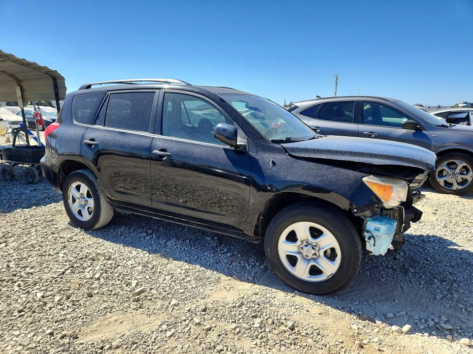 Photo 4 from auction – 2007 TOYOTA RAV4 with VIN JTMZD33V976033462