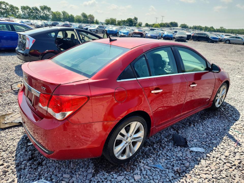 Photo 3 from auction – 2011 CHEVROLET CRUZE with VIN 1G1PH5S98B7230551