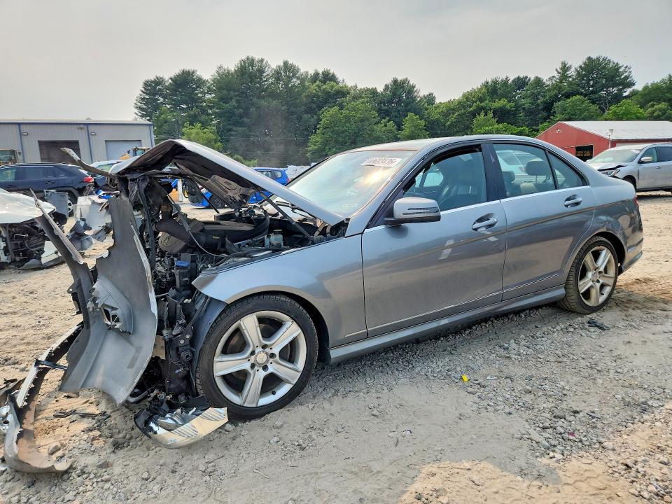 Photo 1 from auction – 2010 MERCEDES-BENZ C with VIN WDDGF8BB2AR123070