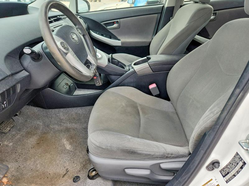 Photo 7 from auction – 2013 TOYOTA PRIUS with VIN JTDKN3DU4D5574795