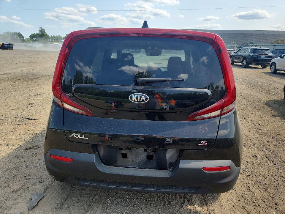 Photo 6 from auction – 2021 KIA SOUL with VIN KNDJ23AU3M7124858