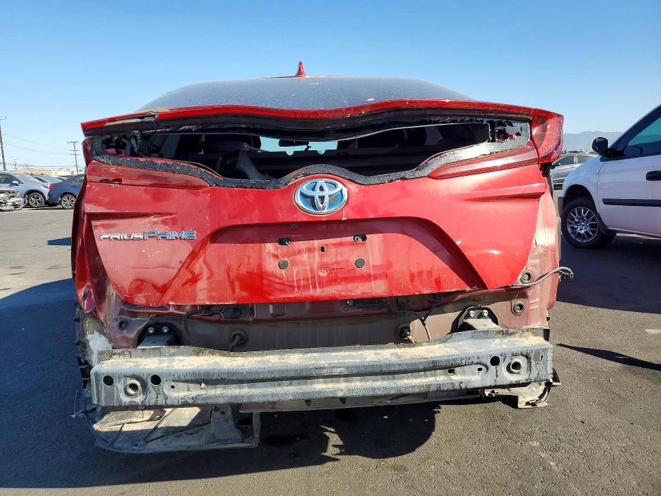 Photo 6 from auction – 2018 TOYOTA PRIUS PRIME with VIN JTDKARFP4J3084998