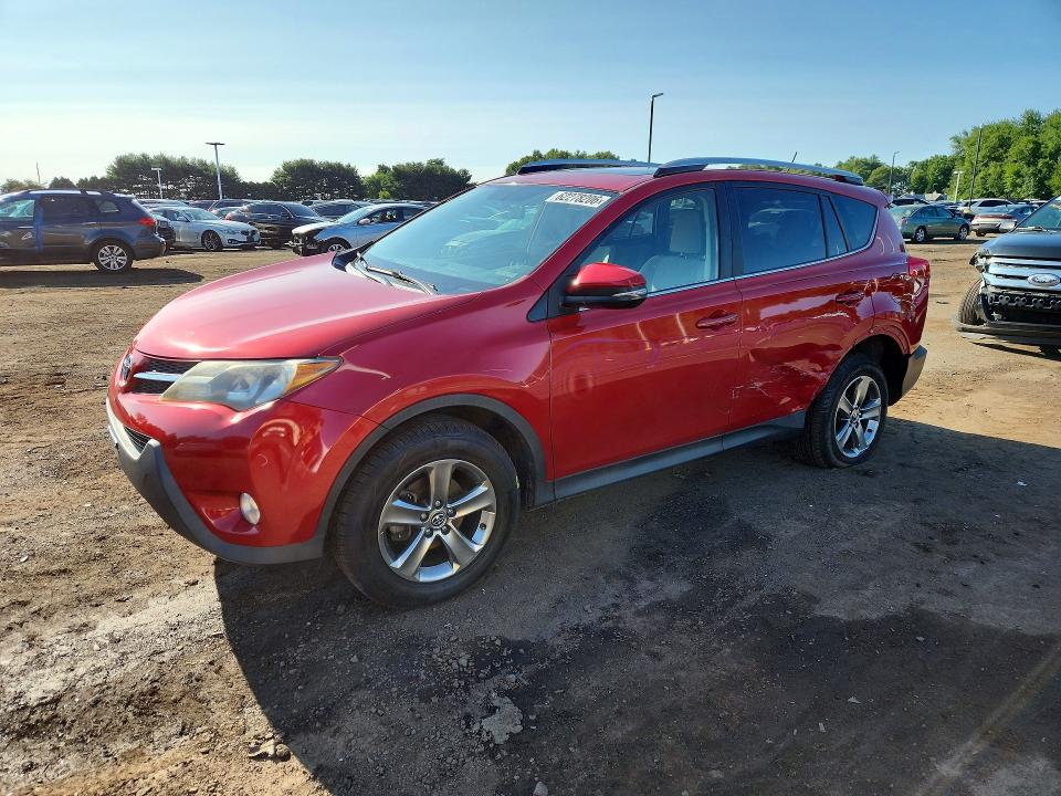 TOYOTA RAV4 2015 with VIN JTMRFREV0FD148438 - Photo from auction