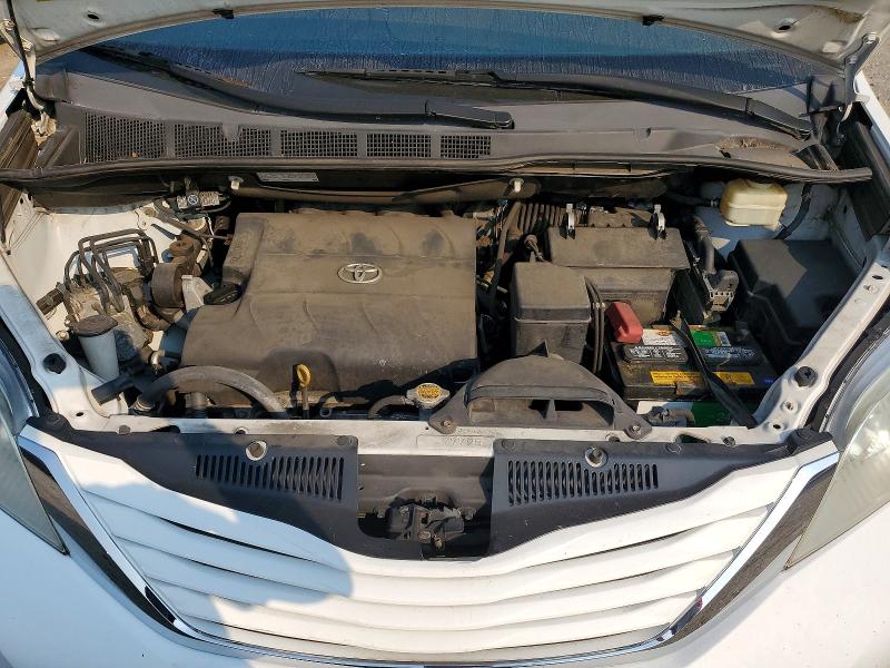 Photo 12 from auction – 2016 TOYOTA SIENNA with VIN 5TDKK3DC0GS746626