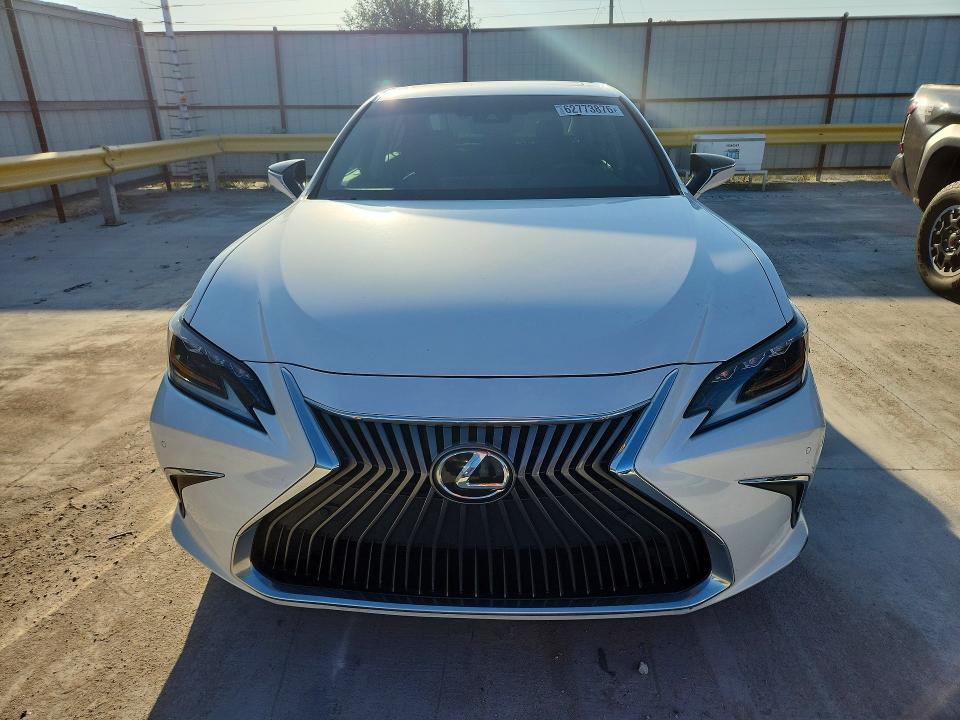 Photo 5 from auction – 2019 LEXUS ES with VIN 58ABZ1B13KU036968