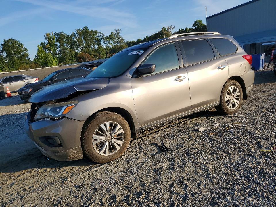 NISSAN PATHFINDER 2017 with VIN 5N1DR2MM9HC631335 - Photo from auction