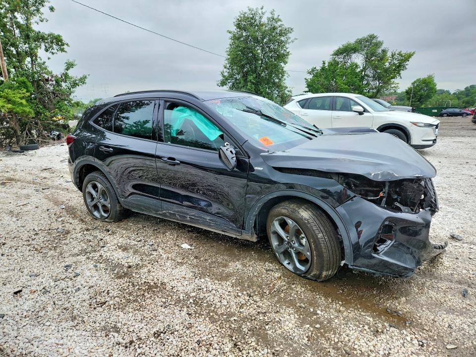 Photo 4 from auction – 2025 FORD ESCAPE with VIN 1FMCU9MN9SUA99288