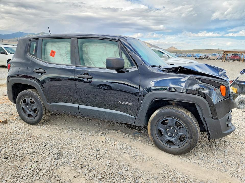 Photo 4 from auction – 2017 JEEP RENEGADE with VIN ZACCJBAB6HPG26633