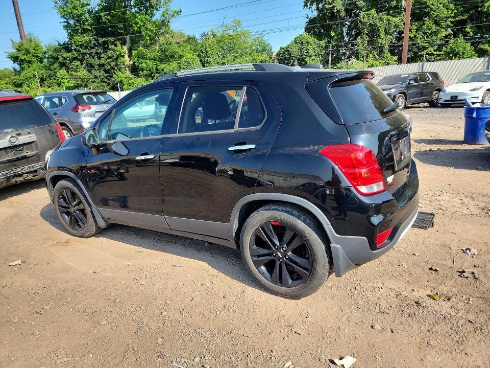 Photo 2 from auction – 2018 CHEVROLET TRAX with VIN 3GNCJLSB1JL215697