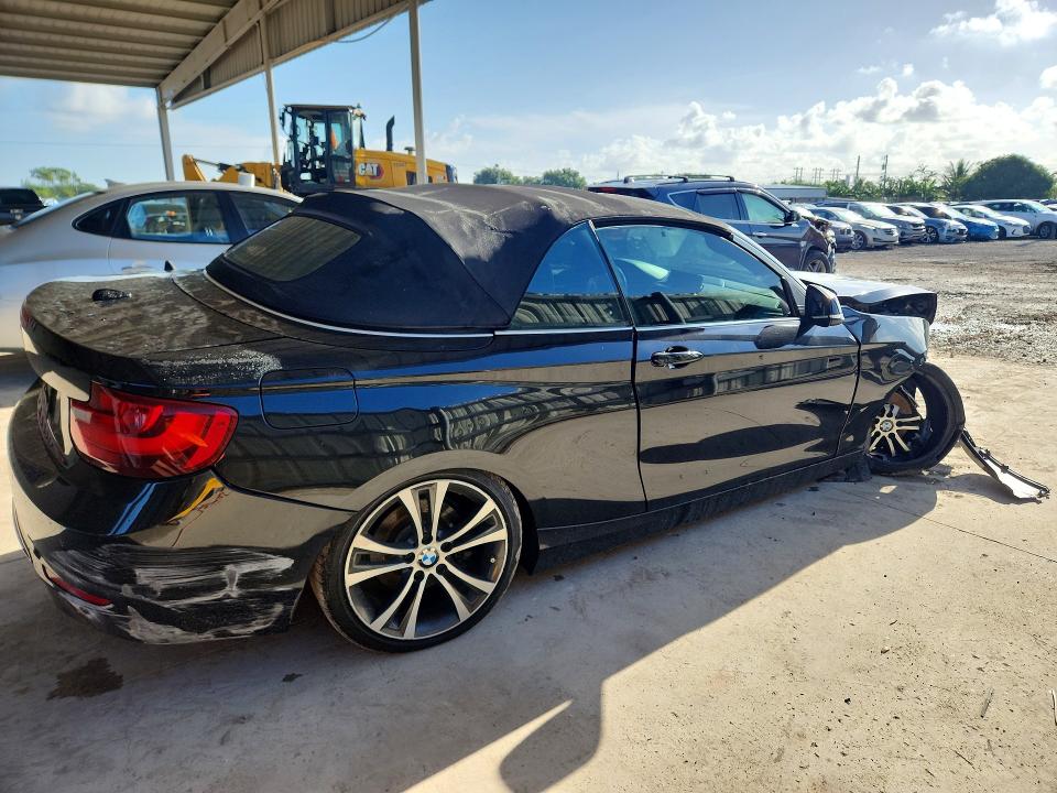 Photo 3 from auction – 2016 BMW 228 with VIN WBA1K9C58GV321644