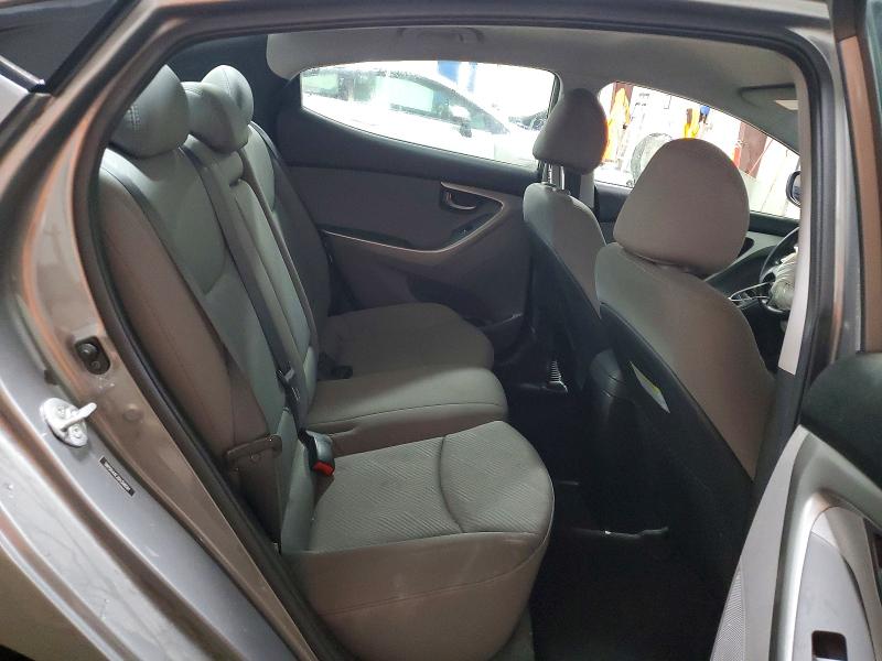 Photo 10 from auction – 2013 HYUNDAI ELANTRA with VIN 5NPDH4AE2DH398591