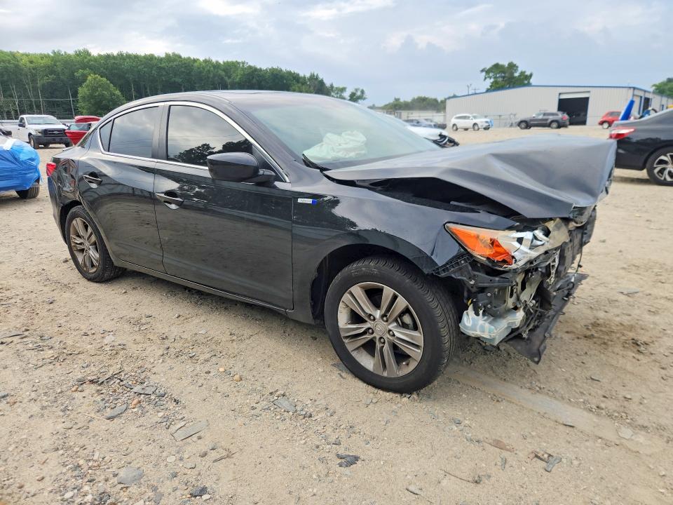 Photo 4 from auction – 2013 ACURA ILX with VIN 19VDE3F78DE301176