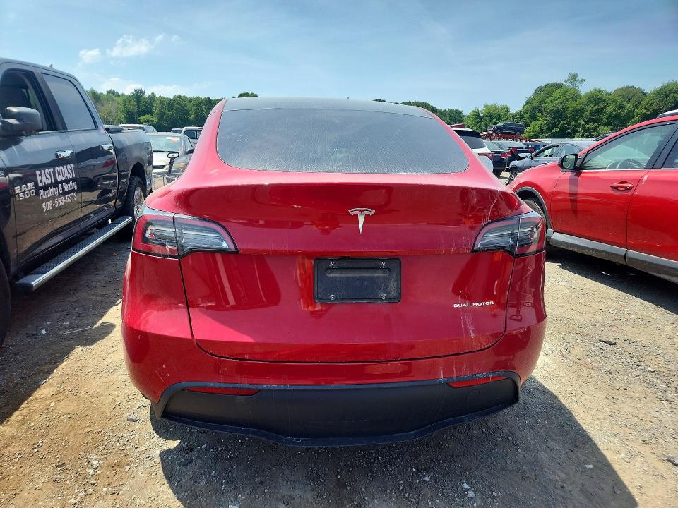 Photo 6 from auction – 2022 TESLA MODEL Y with VIN 7SAYGDEE1NF321583