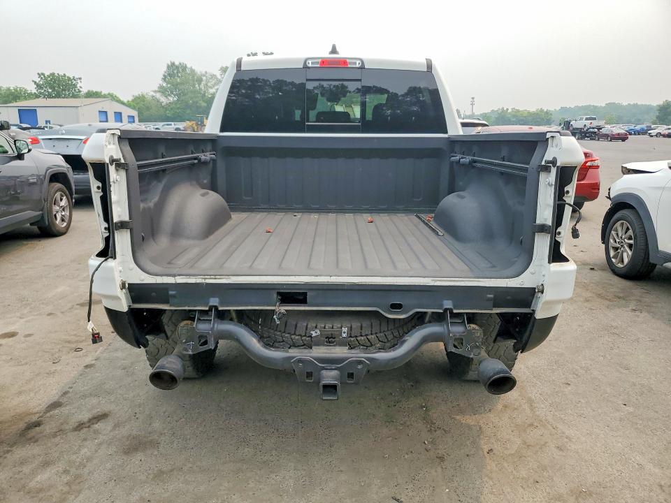 Photo 6 from auction – 2019 RAM 1500 with VIN 1C6SRFLT8KN903775