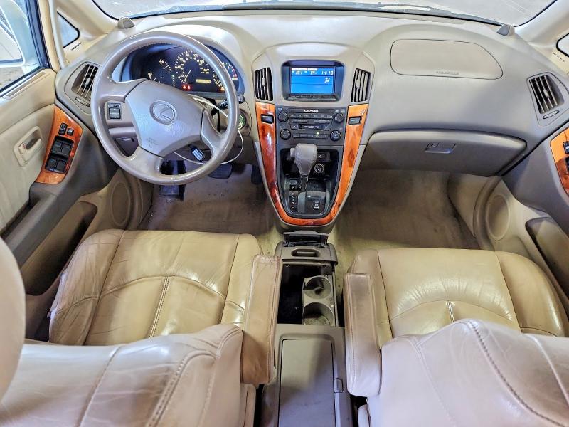 Photo 8 from auction – 2000 LEXUS RX with VIN JT6HF10U0Y0099254