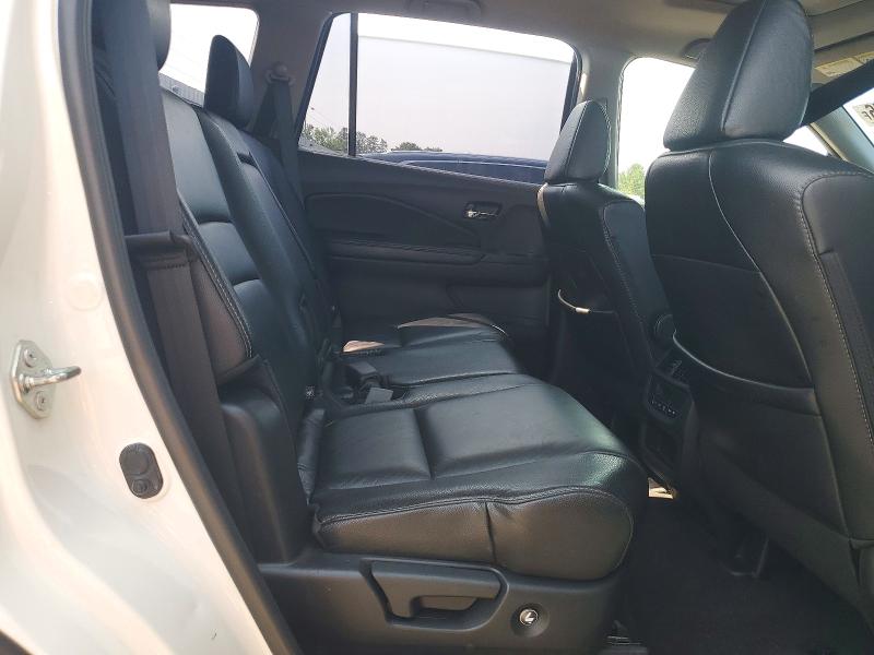 Photo 11 from auction – 2017 HONDA PILOT with VIN 5FNYF6H58HB089138