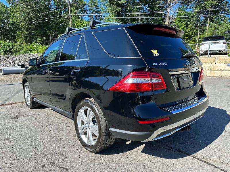 Photo 2 from auction – 2015 MERCEDES-BENZ ML with VIN 4JGDA0EB0FA571463