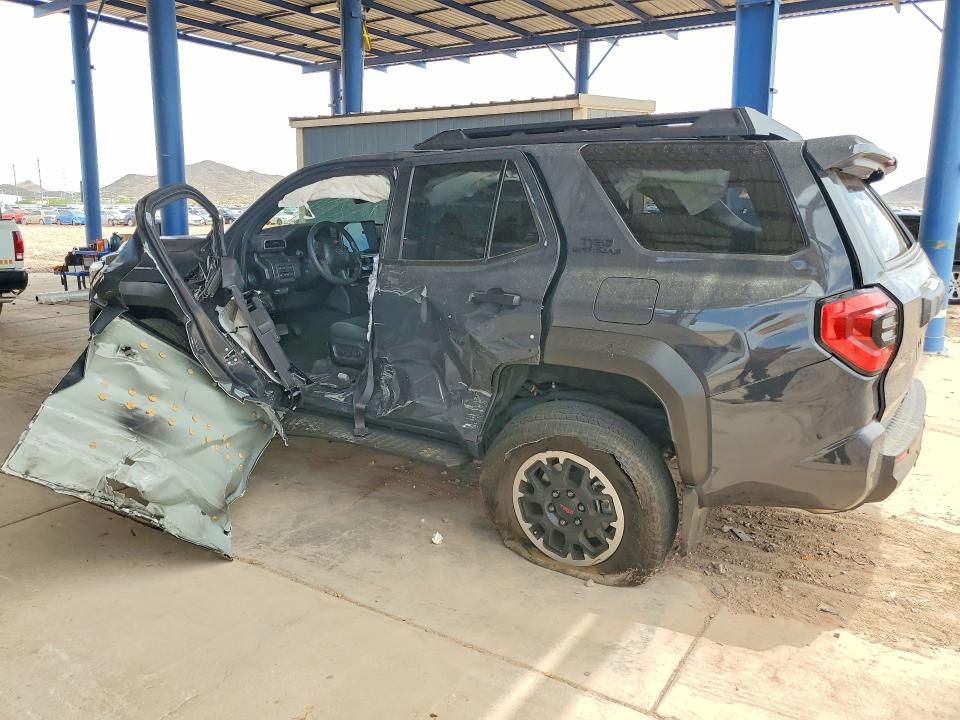 Photo 2 from auction – 2025 TOYOTA 4RUNNER with VIN JTEVA5BR4S5000578