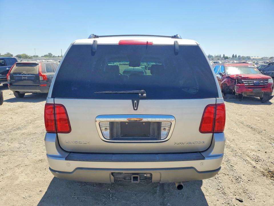 Photo 6 from auction – 2003 LINCOLN NAVIGATOR with VIN 5LMFU28R63LJ00662