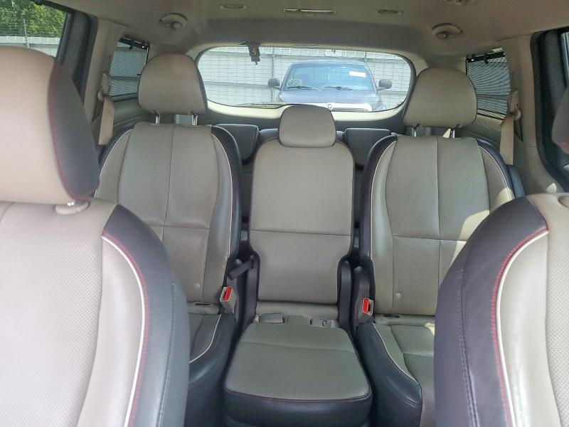 Photo 10 from auction – 2016 KIA SEDONA with VIN KNDMC5C11G6141452