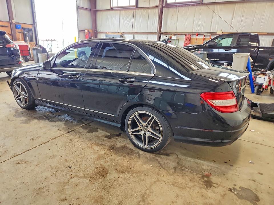 Photo 2 from auction – 2010 MERCEDES-BENZ C with VIN WDDGF8HB5AF508034