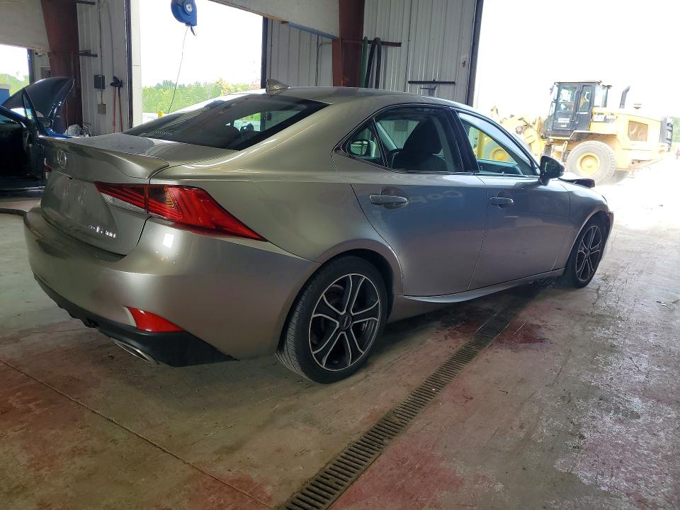 Photo 3 from auction – 2019 LEXUS IS with VIN JTHC81D25K5035550