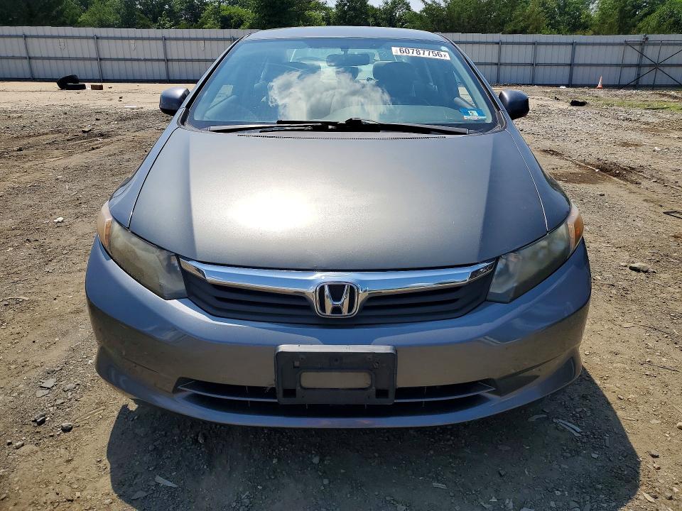 Photo 5 from auction – 2012 HONDA CIVIC with VIN 2HGFB2F53CH596578
