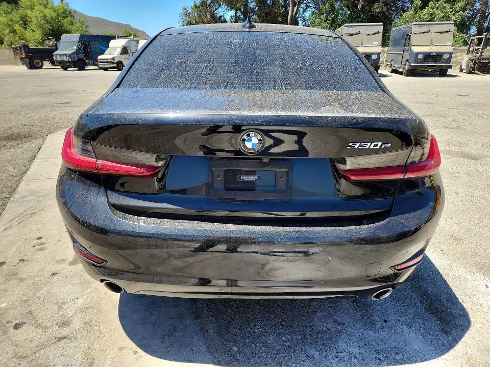 Photo 6 from auction – 2021 BMW 330E with VIN 3MW5P7J0XM8C14589