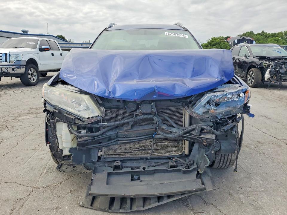 Photo 5 from auction – 2017 NISSAN ROGUE with VIN 5N1AT2MV8HC869609