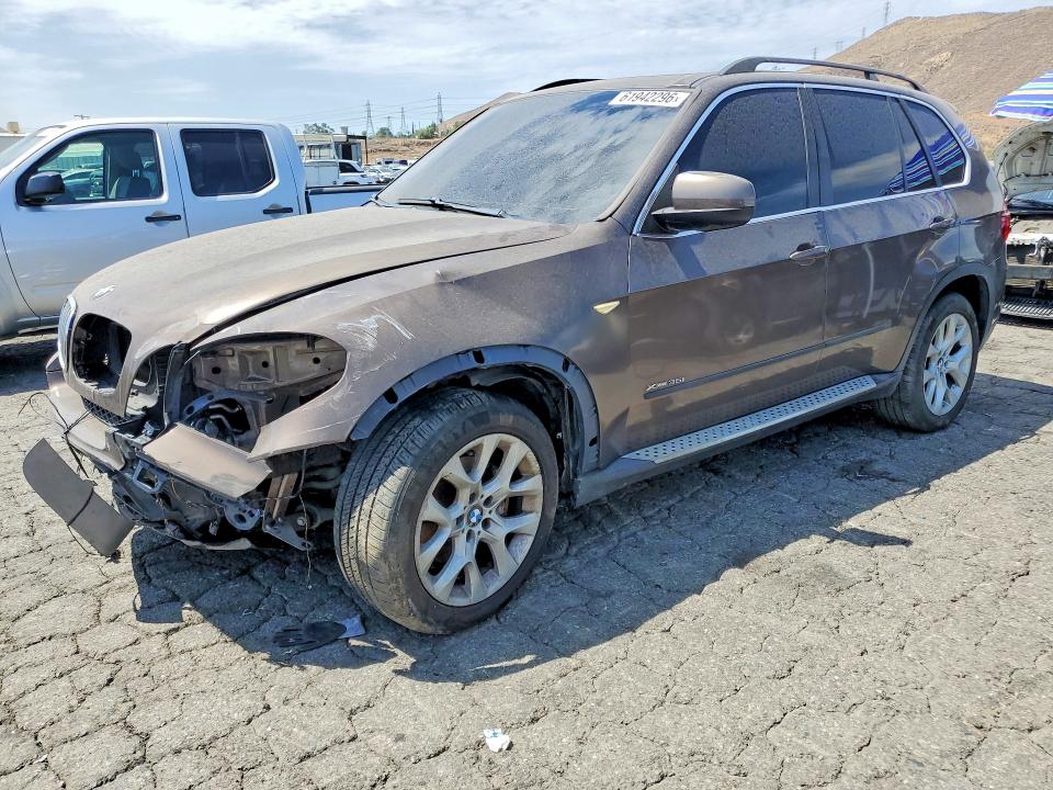 BMW X5 2013 with VIN 5UXZV4C51D0B16158 - Photo from auction