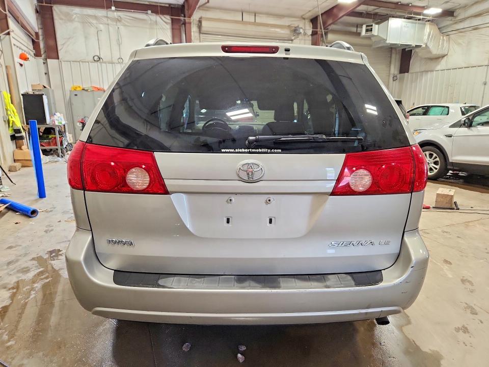Photo 6 from auction – 2007 TOYOTA SIENNA with VIN 5TDZK23C87S030003