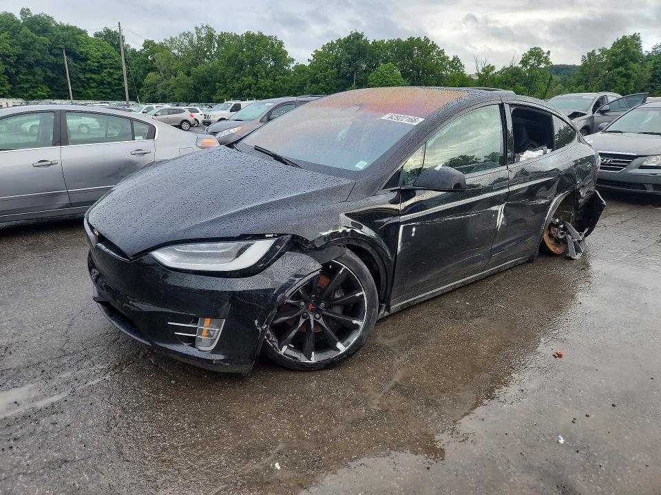TESLA MODEL X 2020 with VIN 5YJXCDE2XLF219593 - Photo from auction