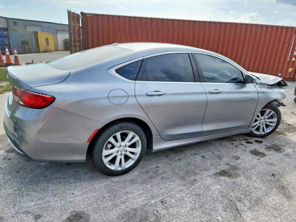 Foto 3 de la subasta – 2016 CHRYSLER 200 con VIN 1C3CCCAB8GN159548