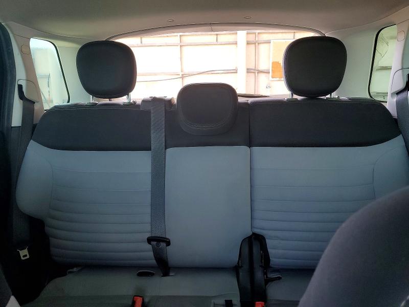 Photo 10 from auction – 2014 FIAT 500L with VIN ZFBCFABH1EZ023975