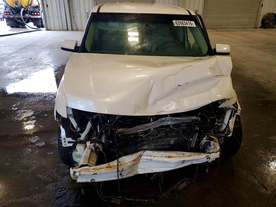 Photo 5 from auction – 2012 FORD FLEX with VIN 2FMHK6CC4CBD00452