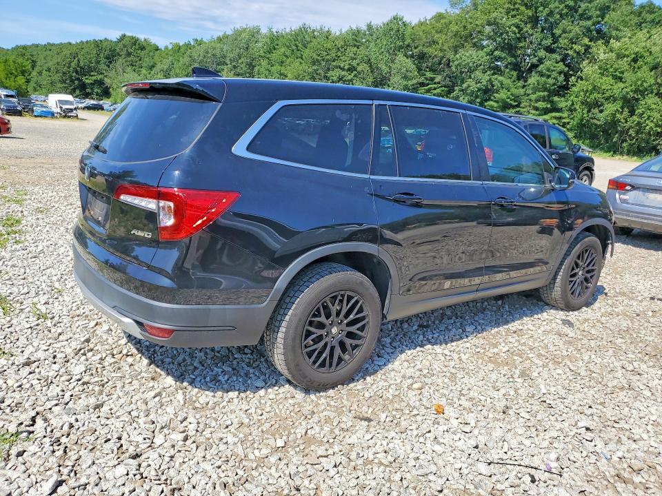 Photo 3 from auction – 2020 HONDA PILOT with VIN 5FNYF6H53LB059327